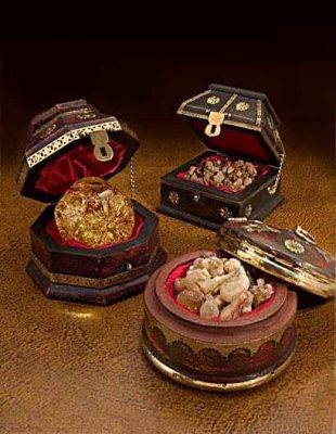 3 món quà dâng chúa: vàng, nhũ hương và mộc dược